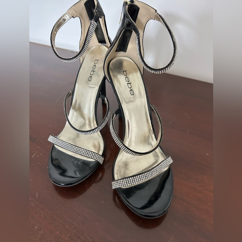 Bebe size 8 strappy rhinestone heels